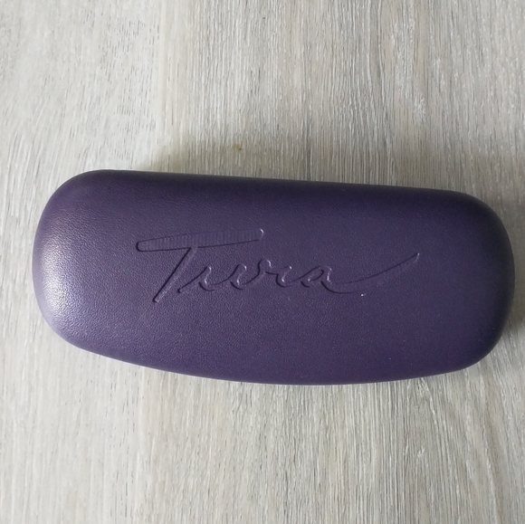 Purple Tura Eyeglass Case - Picture 1 of 3